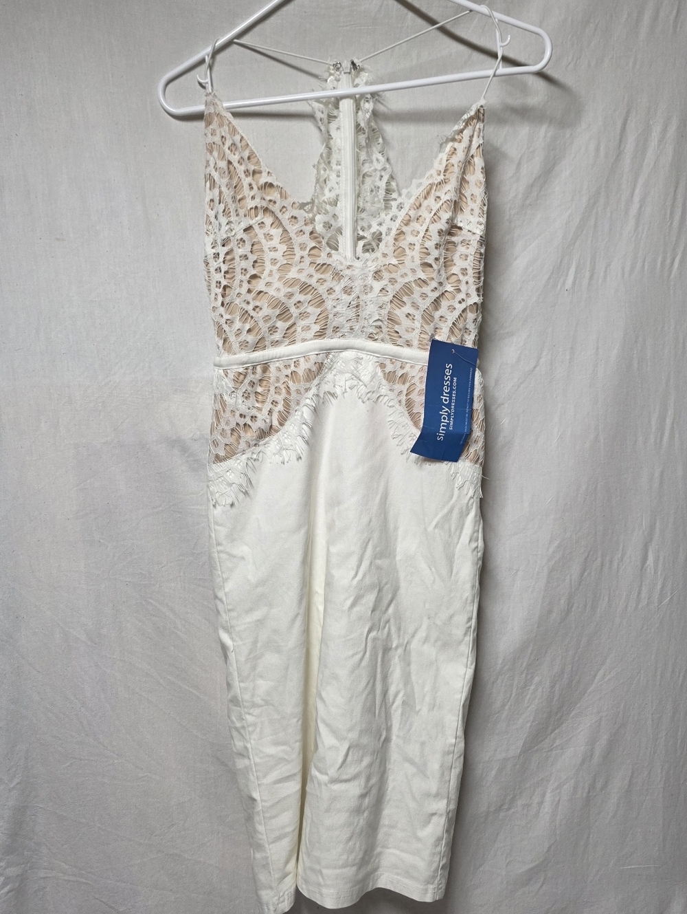 LUXXEL WHITE STRETCH LACE BODYCON DRESS SIZE SMALL NWT